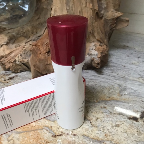 Shiseido: Complete Cleansing Microfoam - Picture 4 of 4